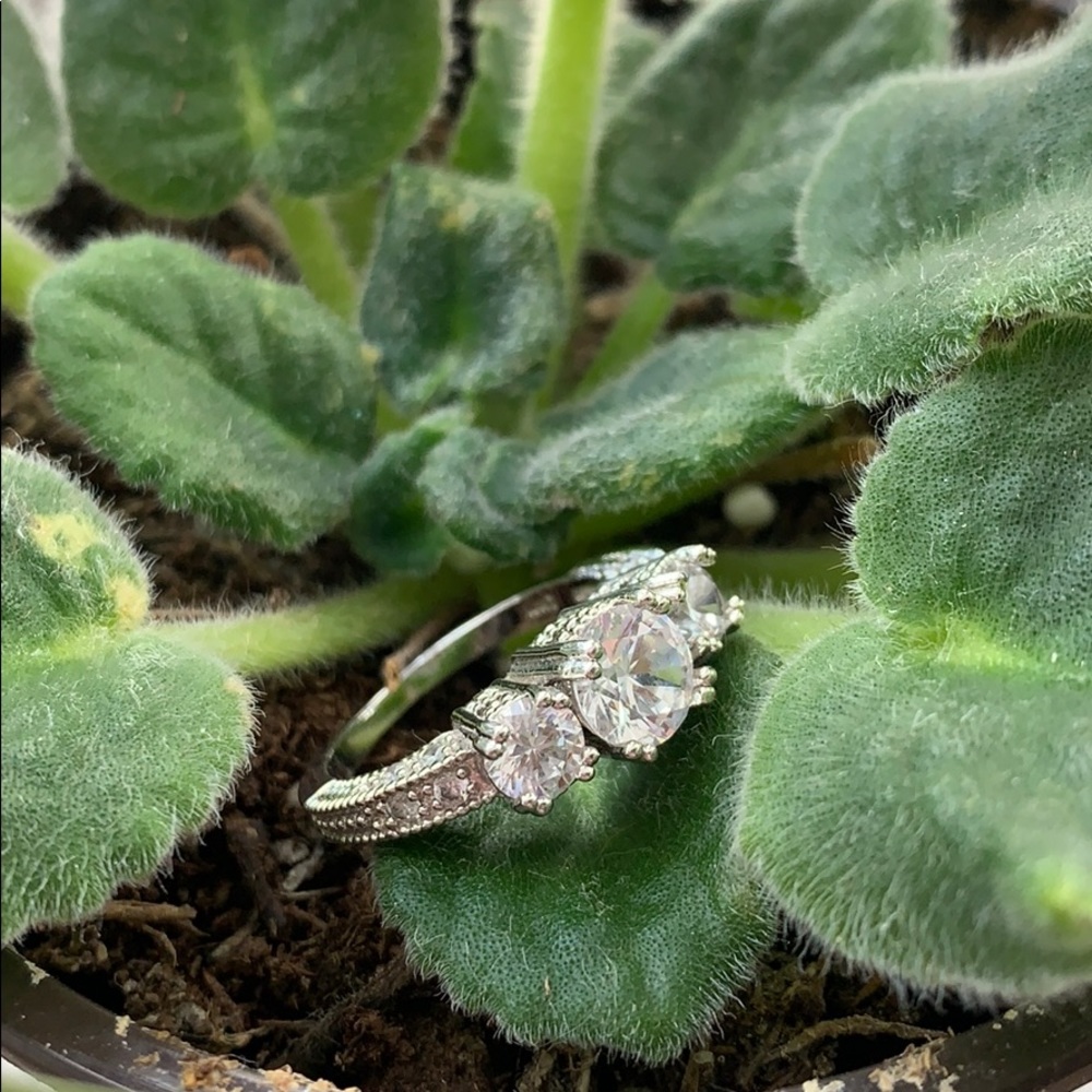 3 stone CZ Costume Ring Size 8